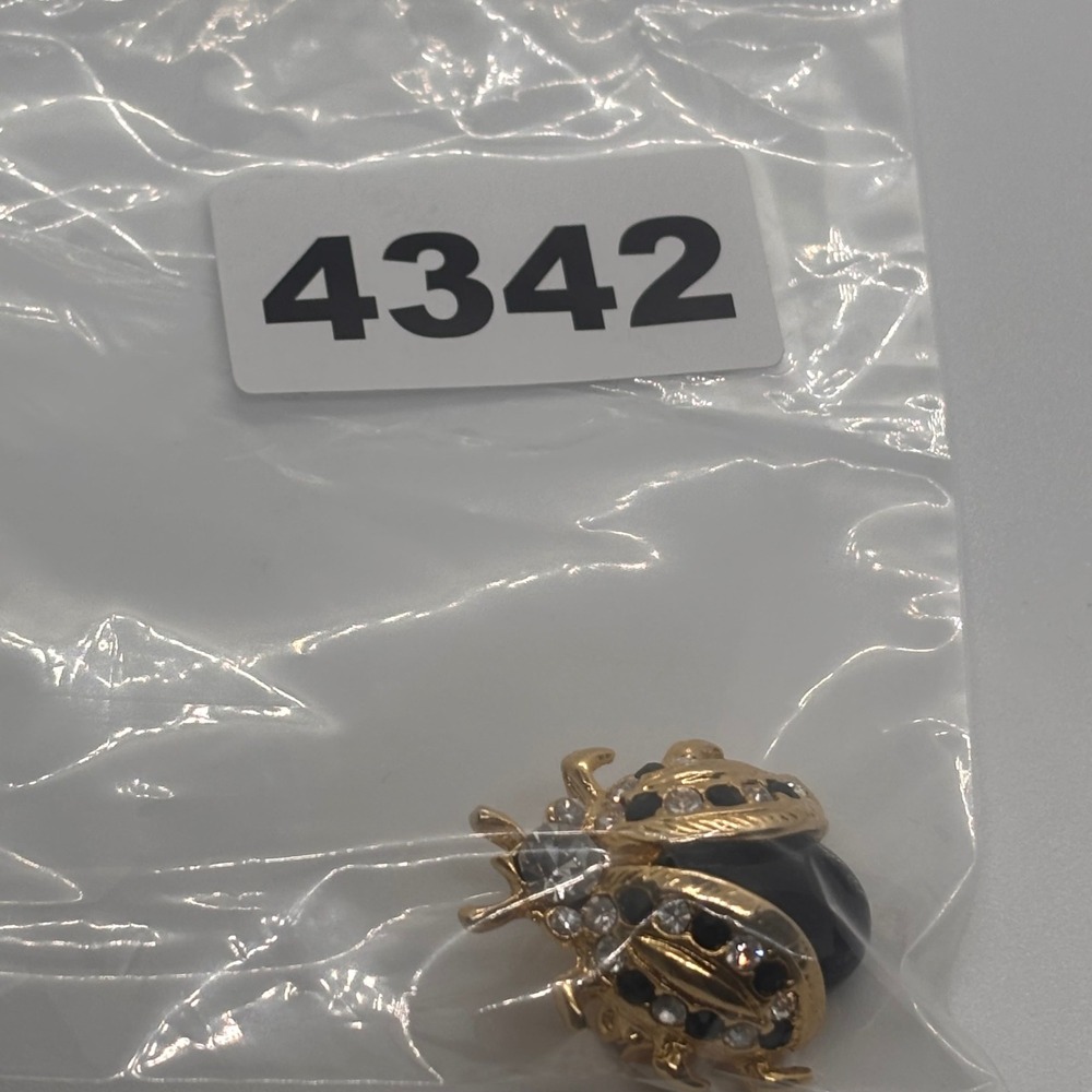 Gold Tone Ladybug Brooch Black Gem Clear Crystal Accent Women Costume Jewelry - Picture 7 of 7